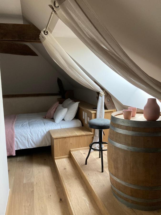 לינה וארוחת בוקר Saint-Aubin-des-Landes Le Moulin De Bretigneul מראה חיצוני תמונה